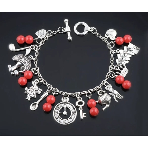 58 - Alice and Wonderland  charm bracelet