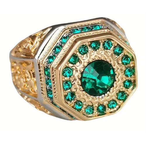 10A - Large gents green stone ring