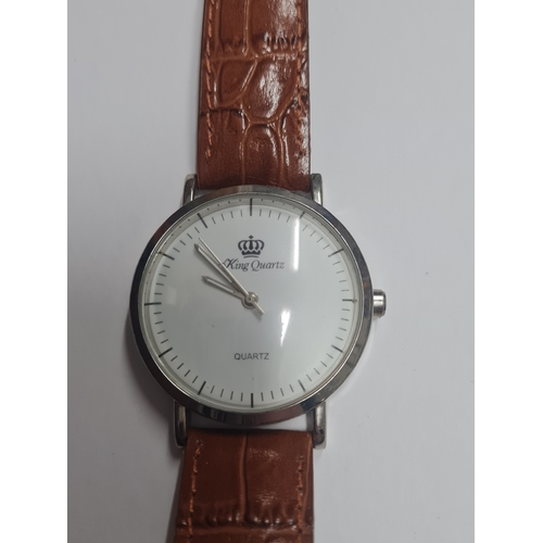 292 - King quartz watch