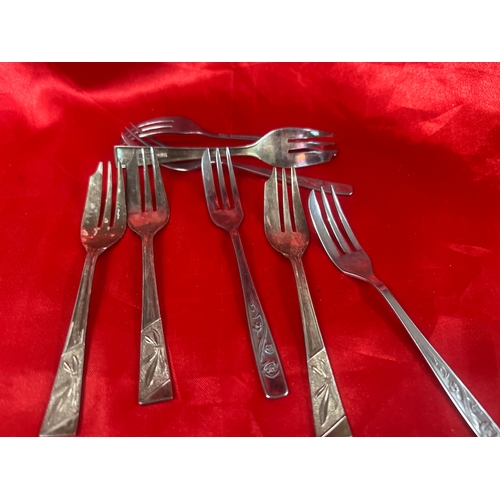 47 - Vintage silver plated forks