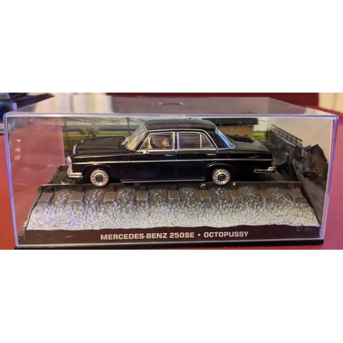 3C - Boxed 007 model car