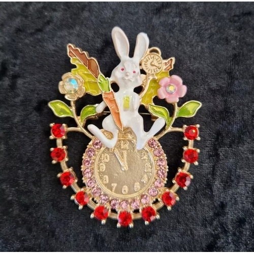 31P - Alice In Wonderland broach