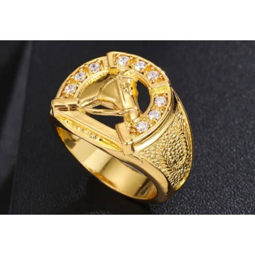 417 - Hd horse head ring