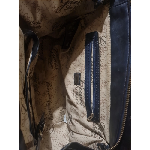 09L - Guess bag good condition