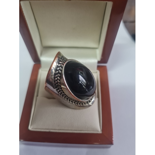 94 - Vintage ring