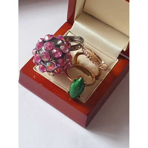 45U - Collection of mixed rings