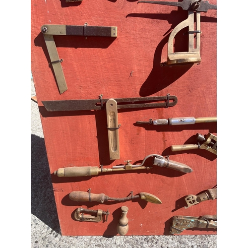 56 - Brass measuring implements