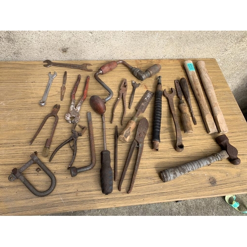 44 - Collection of various tools.