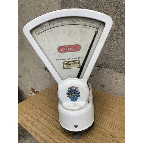 211 - Vintage Berkel scales. {W 45 cm x H  55 cm x D 35 cm}