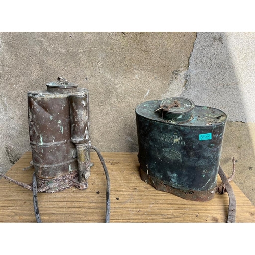 356 - Two antique copper knapsack sprayers. {Largest 37 cm W x 40 cm H x 25 cm D}