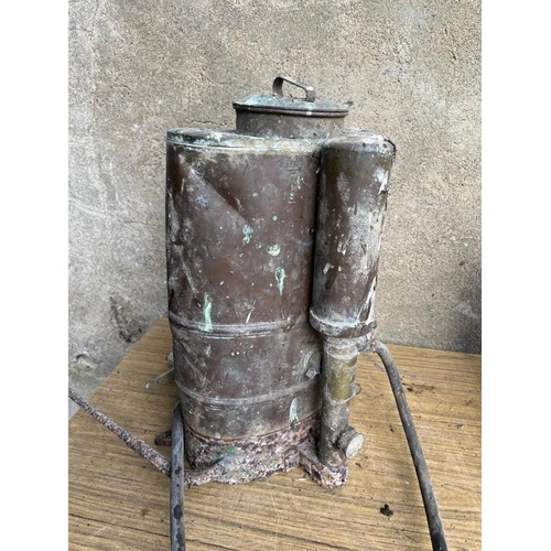 356 - Two antique copper knapsack sprayers. {Largest 37 cm W x 40 cm H x 25 cm D}