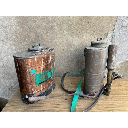 358 - Two knapsack sprayers. {Largest 37 cm W x 40cm H x 25 cm D}