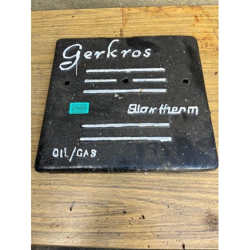 569 - Gerkros cast iron sign (33cm W x 33cm H)