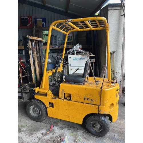 730 - Komatsu petrol FG15 forklift.