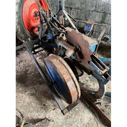 844 - Ransom match plough with left hand disc and Epic body and toolbox.