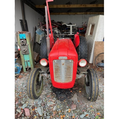 861 - Massey Ferguson 4 cylinder 35. Easy start. Running perfect.