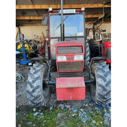 878 - Case International 795 4WD tractor with tax book. Perfect condition.