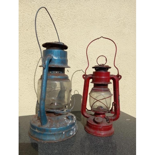 897 - 2 Vintage Tilly Lamps, Blue 