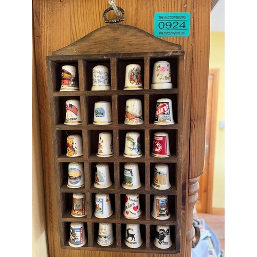 924 - Collection of souvenir thimbles.