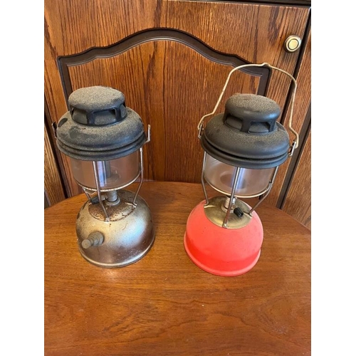 925n - Two Tilley lamps. {17 cm W x 34 cm H}