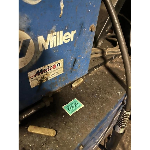 999 - Miller Migblu 320 welder (working) including cylinder (almost full).