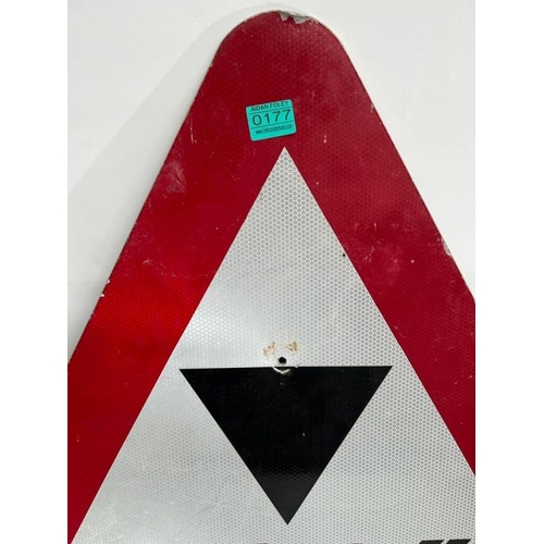 177 - Triangular Road Warning Bridge Sign (84cm x 74cm)