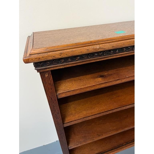 304 - Edwardian Oak Open Bookcase (neat size) (82cm x 92cm x 27cm)