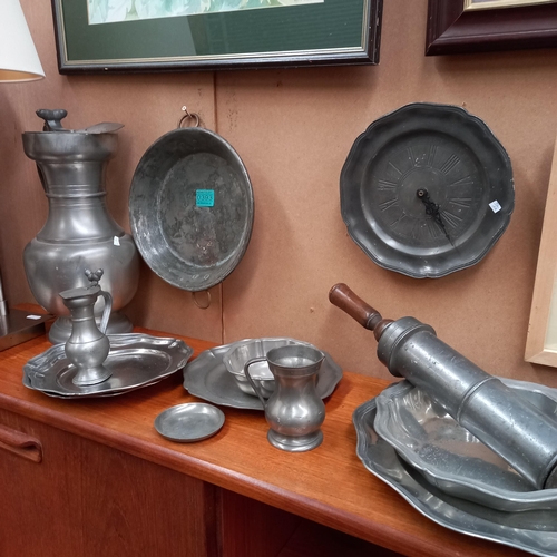 393 - Mixed lot of Pewter including a large Flagon