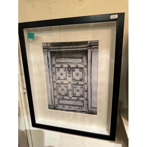 917 - Well Framed Print of Dublin Georgian Door