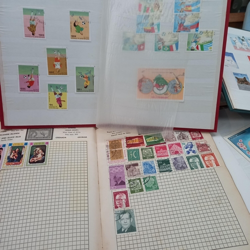 765 - Quantity of Stamp Albums (6) All World Interest