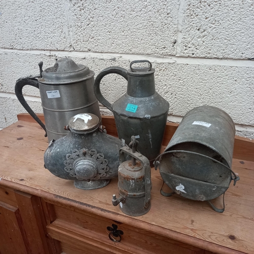 14 - Mixed lot to include Metal Tankards etc (Tallest 40cm)