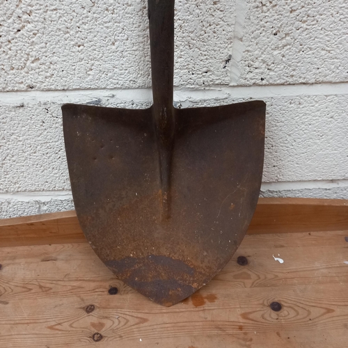 38 - Good old heavy Coal Spade - possibly used on Steam Trains