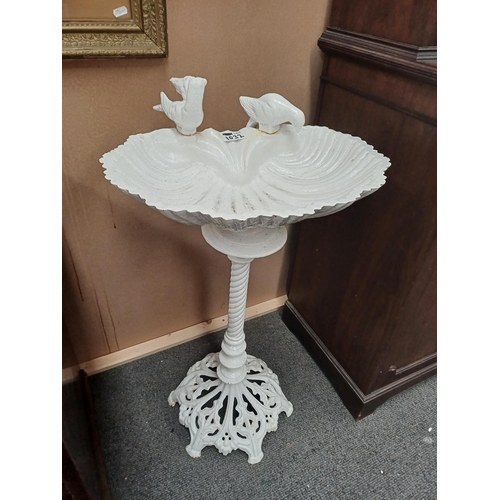 1032 - Heavy Cast Iron Bird Bath