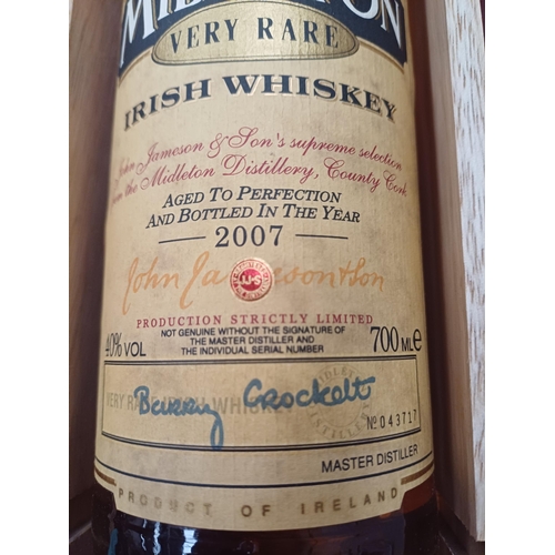 731 - Midleton very Rare Irish Whiskey 2007 in Timber Case with Certificate