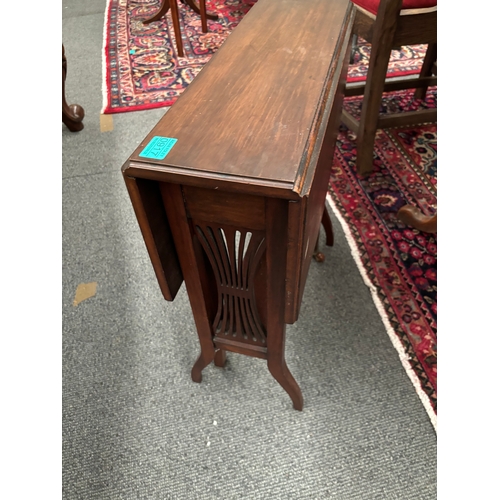 917 - Edwardian Mahogany Sutherland Table