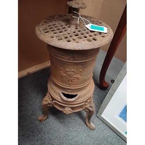 119 - Antique Cast Iron Stove