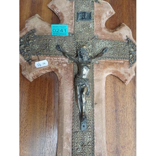 241 - Early 20th Century Crucifix