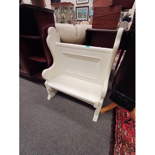 286 - White Painted Children's Bench