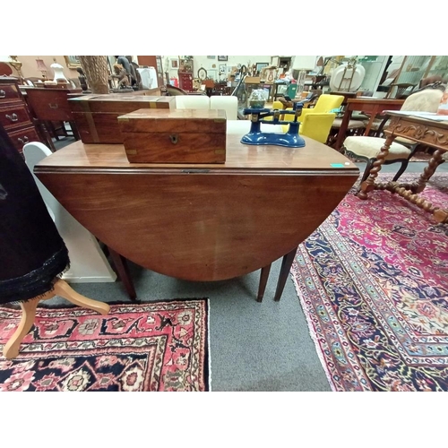 289 - Georgian Mahogany Oval Drop Leaf Pembroke Table