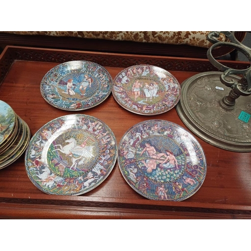 50 - Mixed lot of 12 Collector's Plates