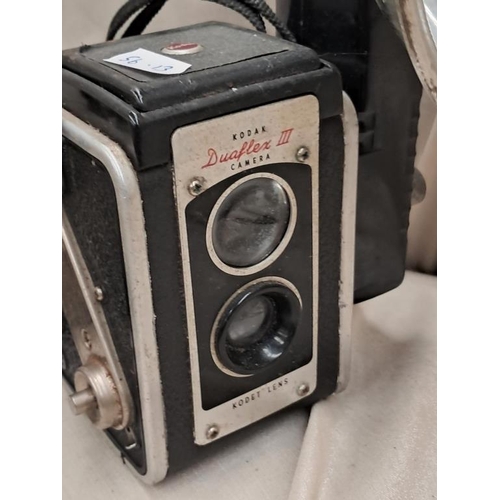 676 - Vintage Kodalite Flasholder and a Kodak Dufalex III Camera