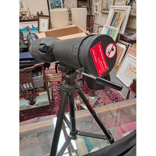 711 - Spotting Scope on Tripod Stand