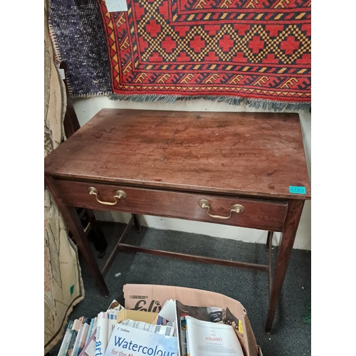 153 - Georgian Mahogany Chamber Table with 1 Long Drawer