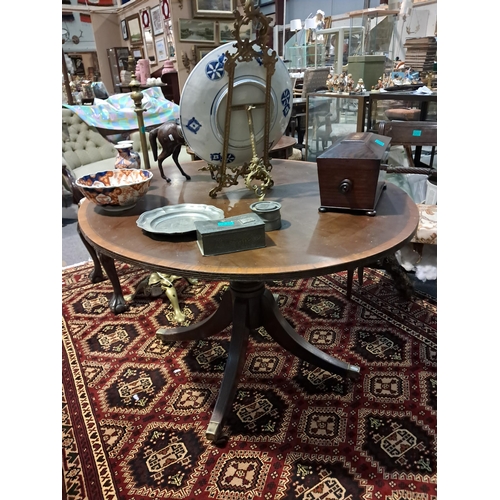 241 - Georgian Mahogany Oval Centre Table with Cross Banded Top on a turned column and 4 splayed legs