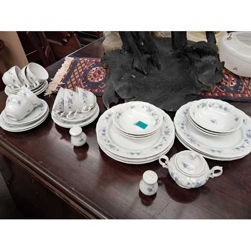 322 - Vavarian China part Breakfast Service (34 pieces)