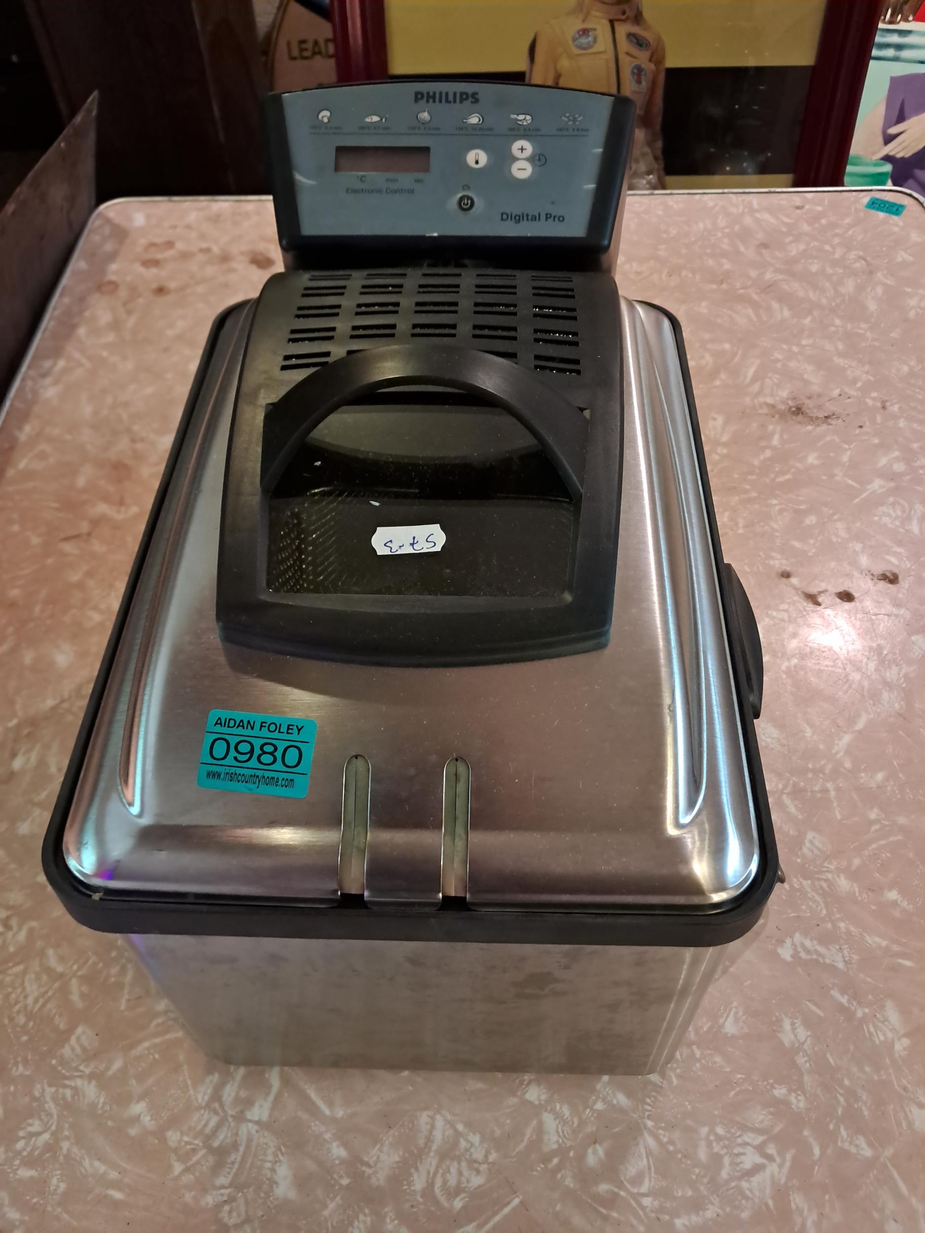 Digital Pro Domestic Deep Fat Fryer