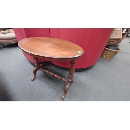 580 - Victorian Inlaid Mahogany Oval Table