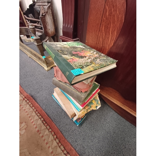 154 - Good lot of Gardening interest Books