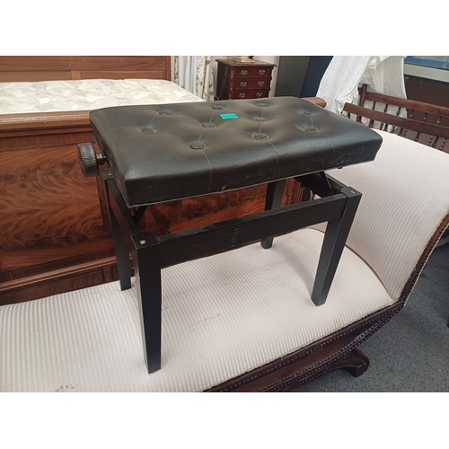 59 - Chase Adjustable Piano Stool