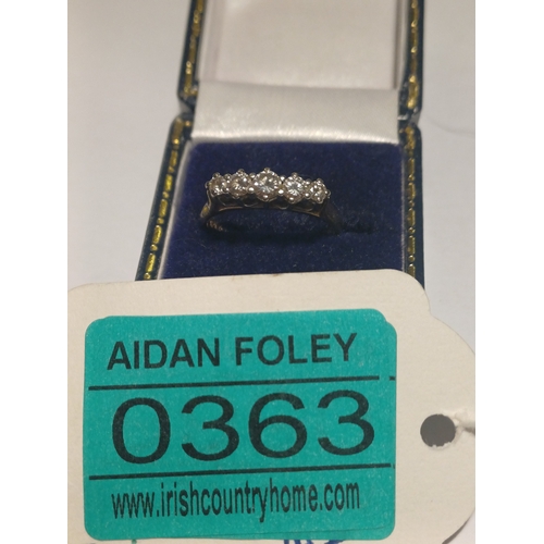 363 - Lovely 18 carat Gold 3 Stone Diamond Ring. - Size L